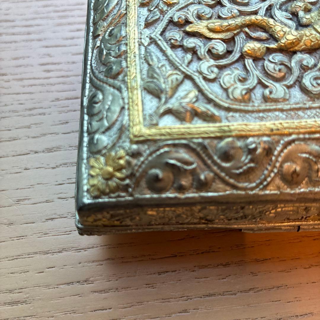 ブータン国王工芸品　小物入
