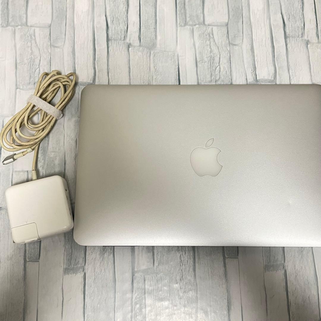 MacBookAir 11インチ　A1465 128GB