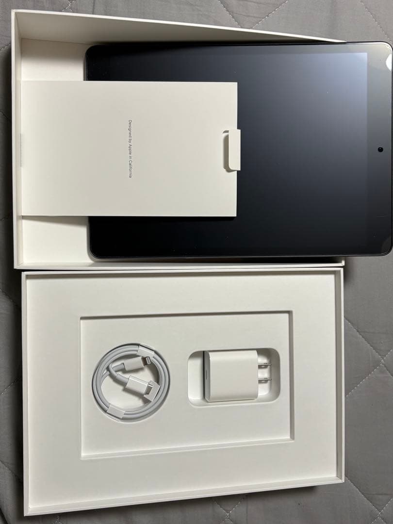 【超美品】iPad (第9世代) Wi-Fi 64GB スペースグレー