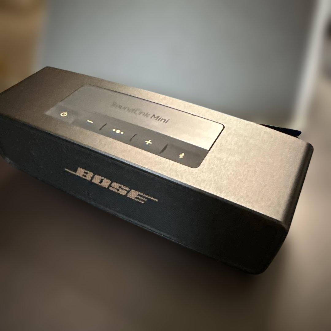 スピーカー・ウーファー BOSE SOUNDLINK Bluetooth Speaker II