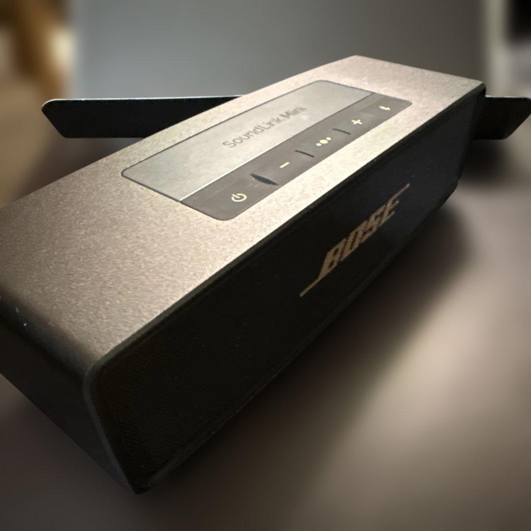 スピーカー・ウーファー BOSE SOUNDLINK Bluetooth Speaker II