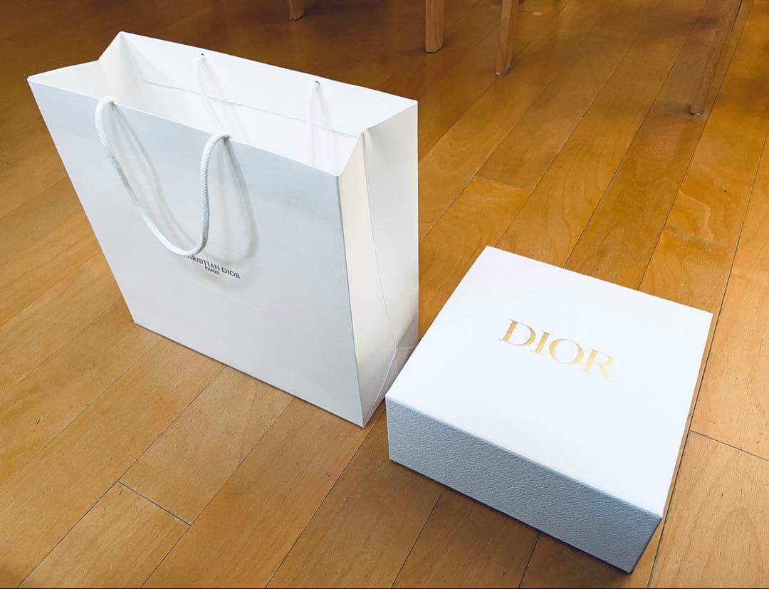 【新品未使用】Dior Luckyリキッドハンド&ボディソープ 350 ポーチ付