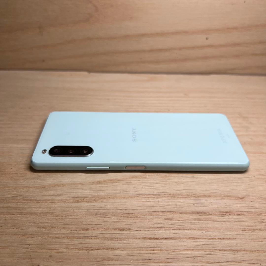 SONY Xperia 10 II SOV43 本体 Y228