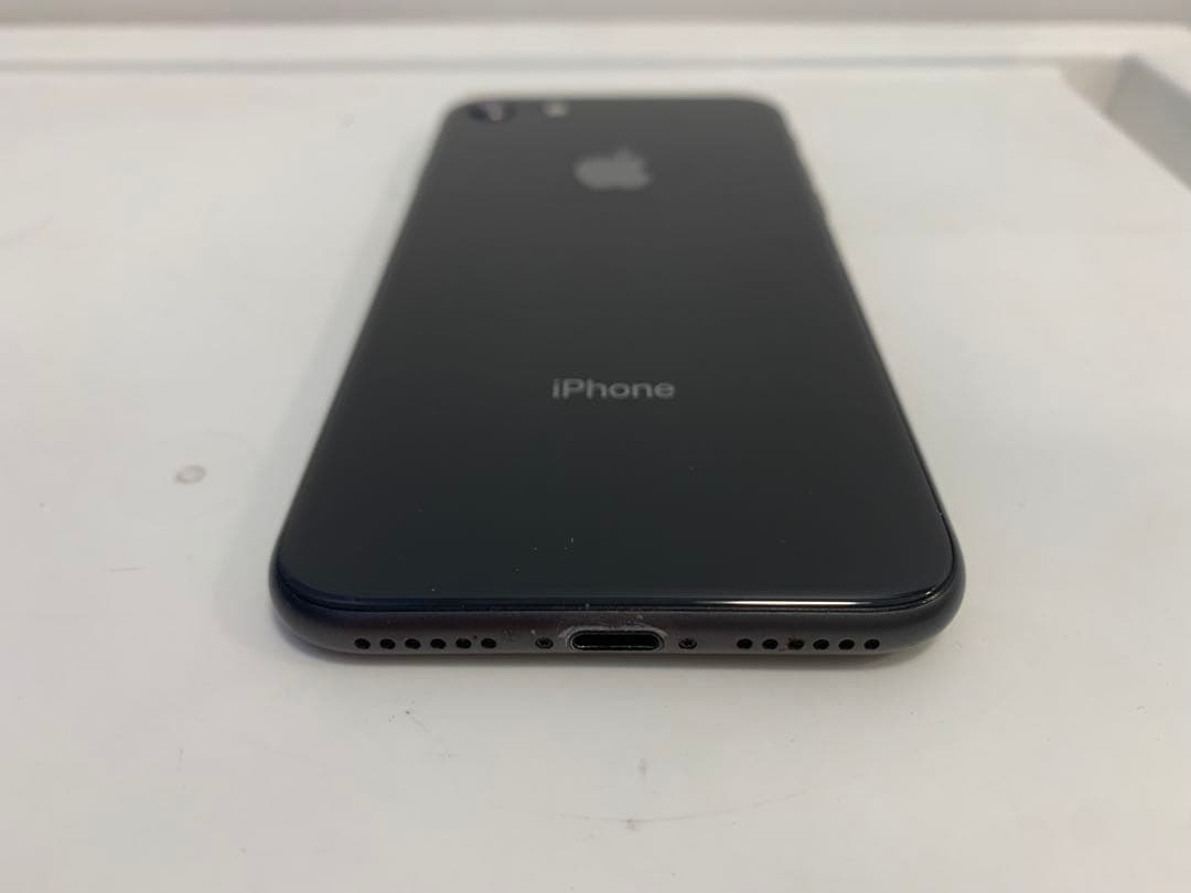 iPhone8 スペースグレイ 64GB SIMフリー 本体
