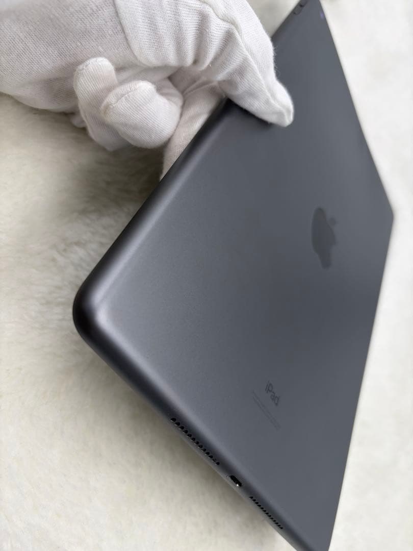 iPad(第9世代)Wi-Fi 64GB スペースグレイ　箱付属品付き