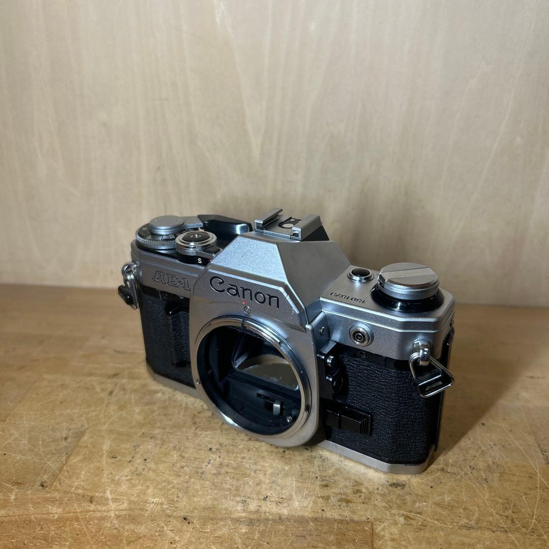 Canon AE-1 シルバーボディー　鳴きなし完動美品