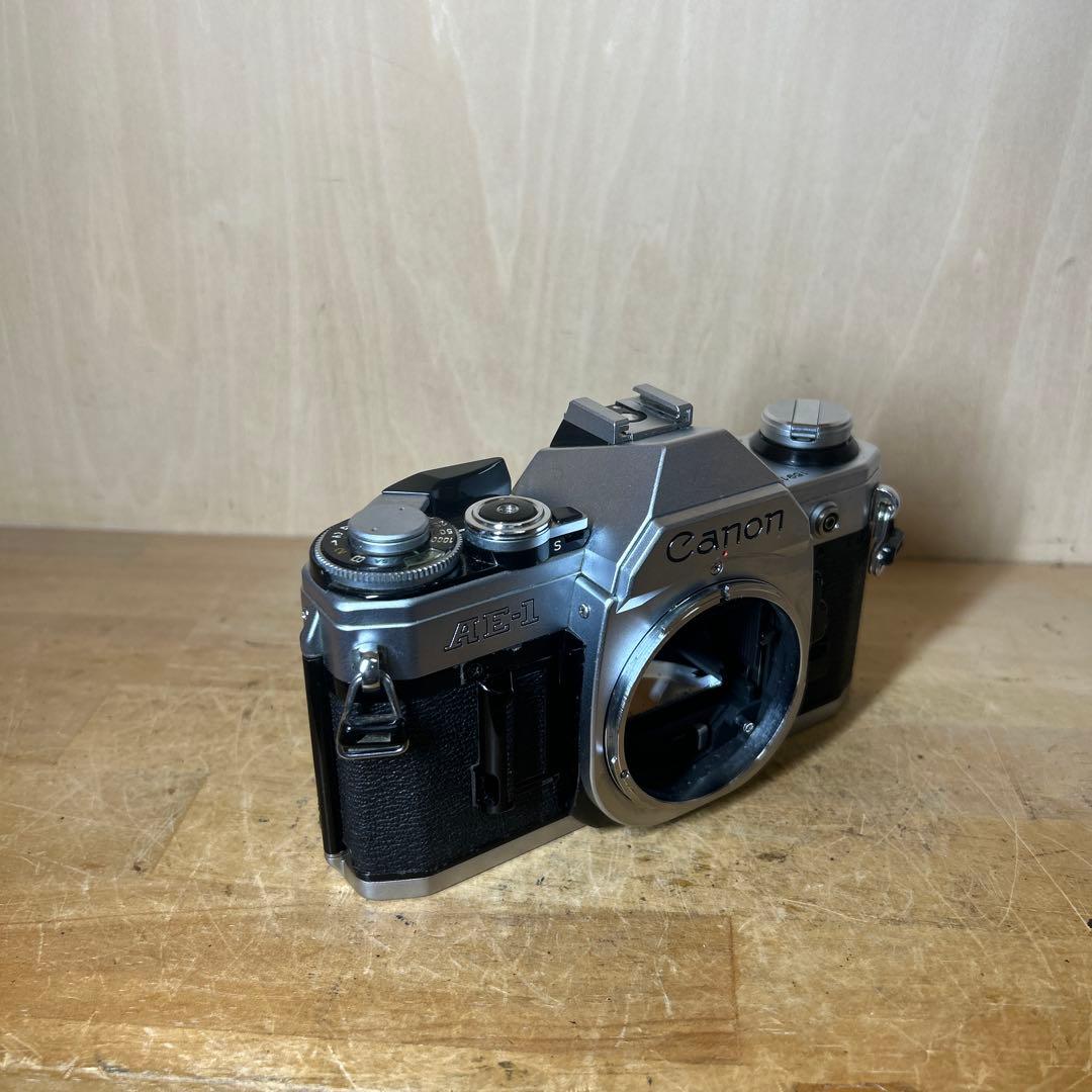 Canon AE-1 シルバーボディー　鳴きなし完動美品