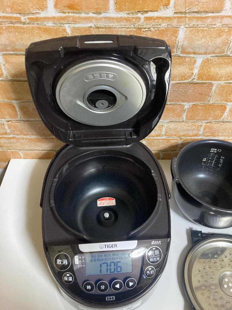 TIGER JPW-D100 IH炊飯ジャー 2022年製 1.0L タイガー