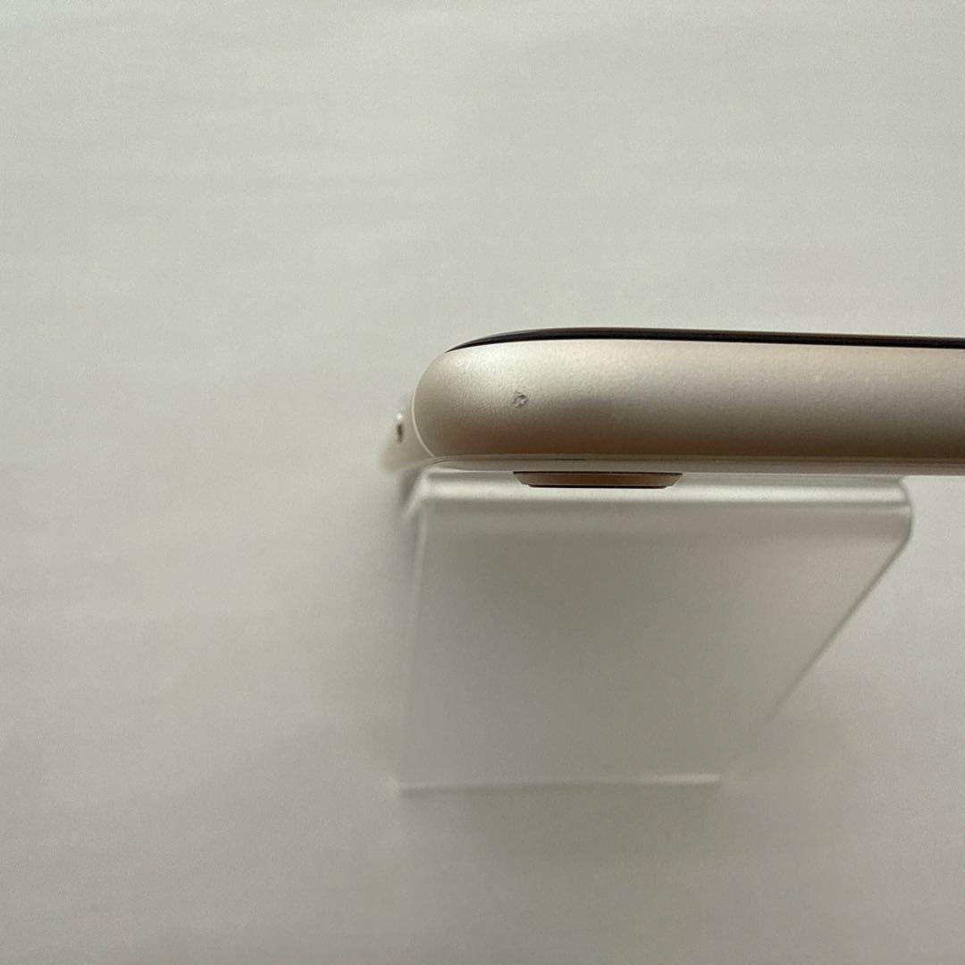 【美品】iPhone SE 第3世代 スターライト 128GB SIMフリー