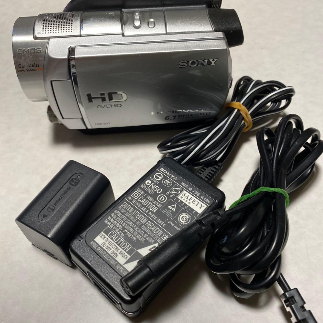 SONY HD HANDYCAM HDR-UX7 ①