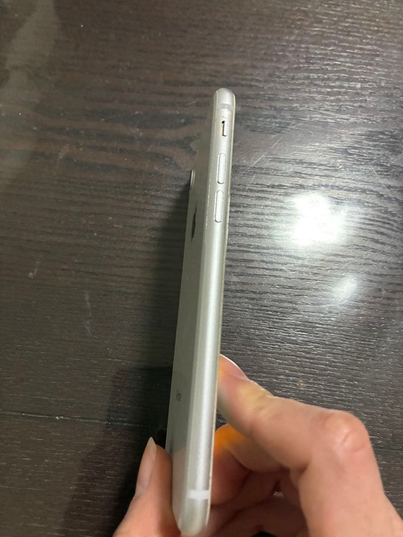 スマートフォン本体 Apple iPhone 8 64GB iOS 16.7.1