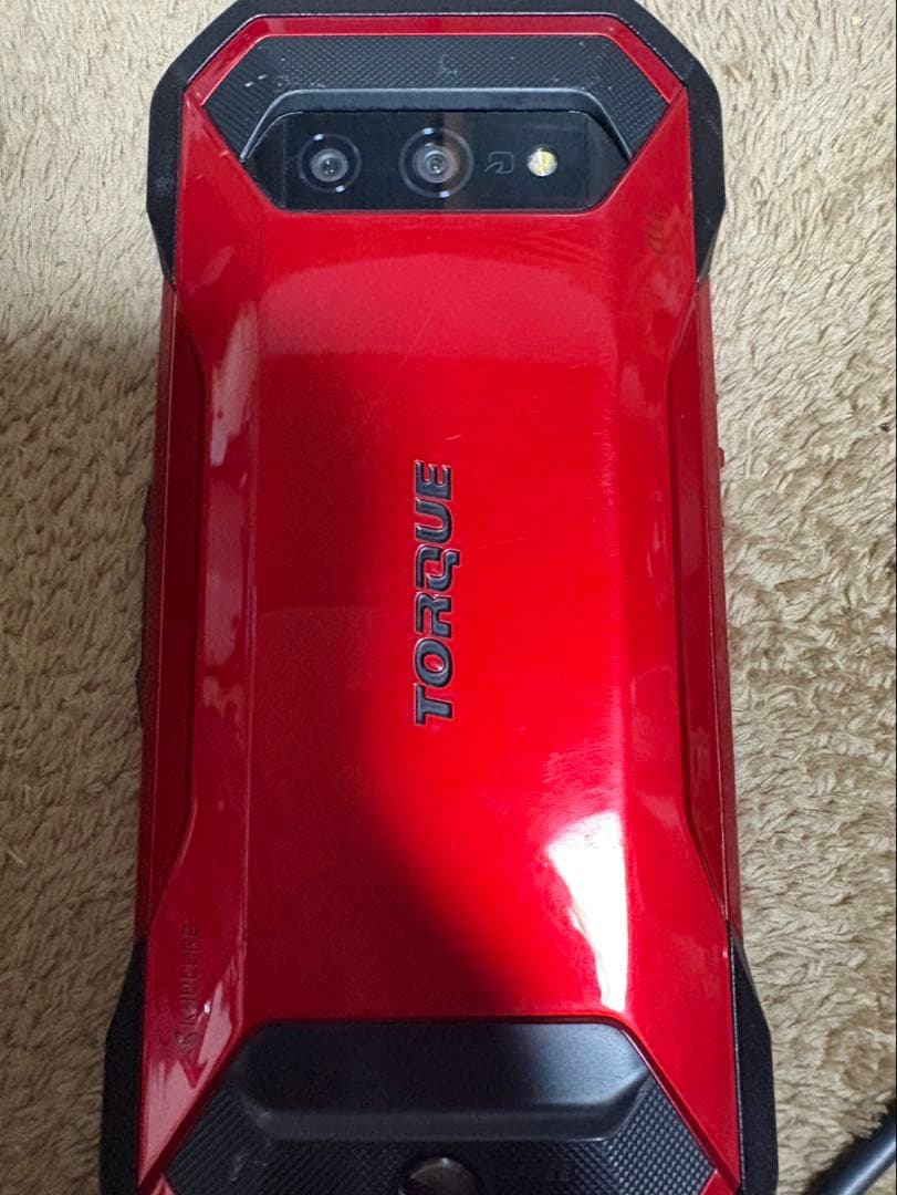 TORQUE 06 赤 スマートフォン 本体