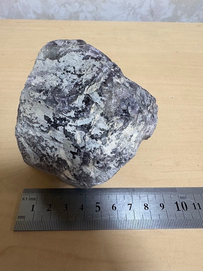 ブラジル産大きな天然アメジスト結晶988g 紫水晶 ルース加工用のお品高品質