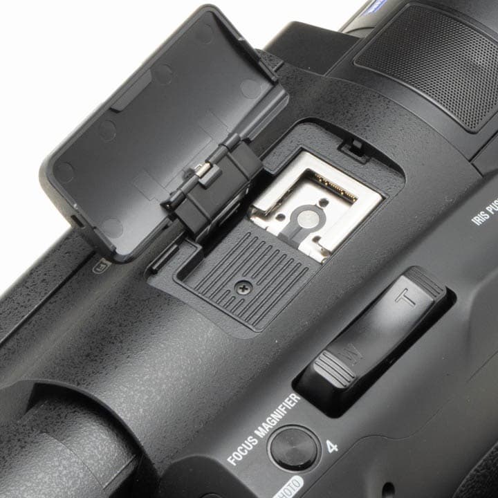 sony FDR-AX700 純正バッテリー3個　ワイドコンバーター付
