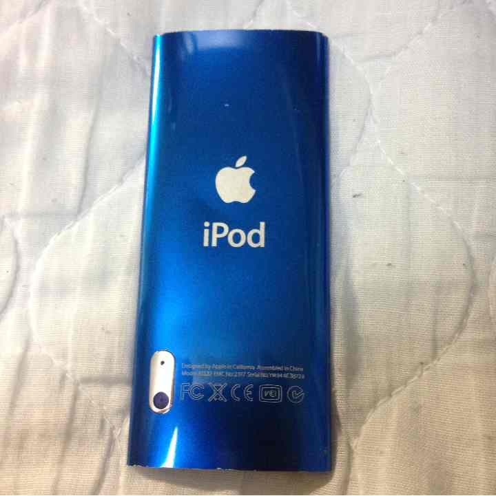 ポータブルプレーヤー iPod nano 16GB