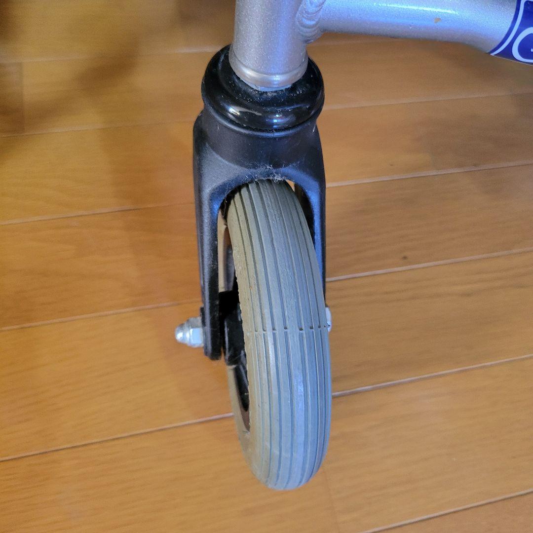 カワムラ　介助用車椅子 グリーン