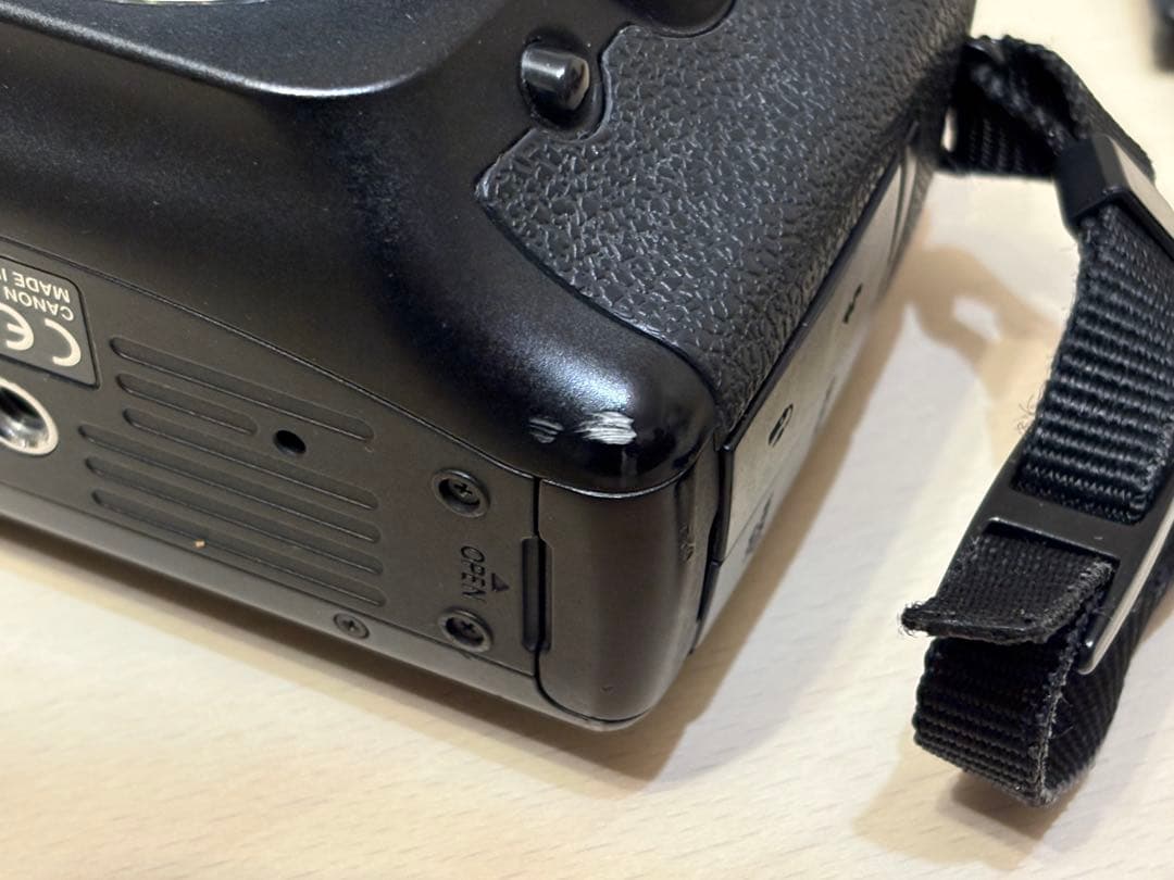 Canon EOS 5D 初代　デジタル一眼レフ