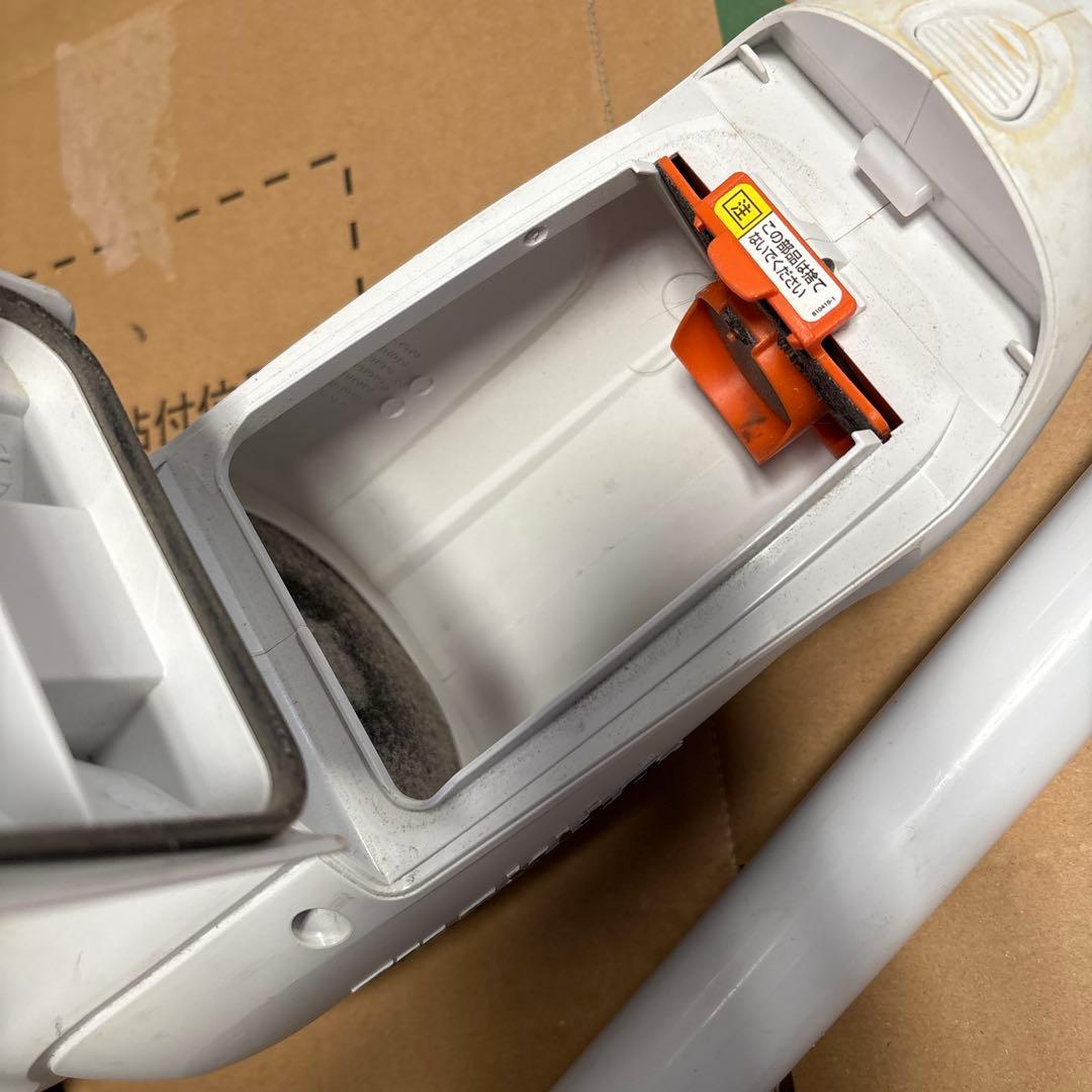 Makita マキタ掃除機CL182FD 動作確認済