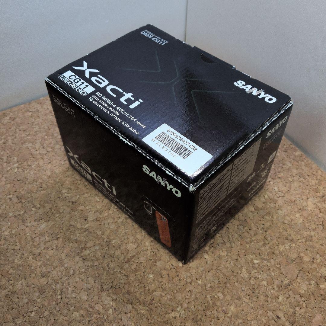 SANYO　デジタルムービーカメラ　Xacti DMX-CG11