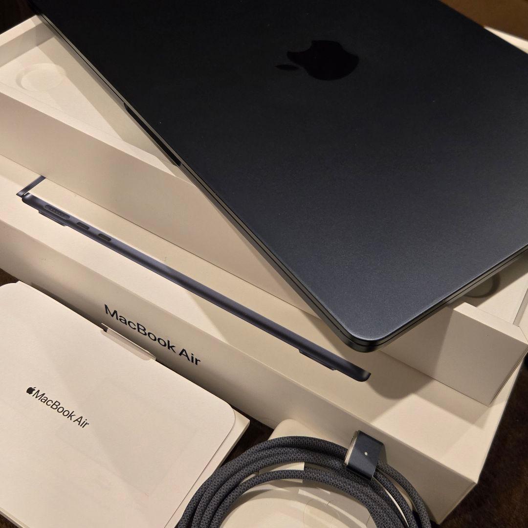 【画面フィルム付】MacBook Air M2 8GB 256GB ミッドナイト
