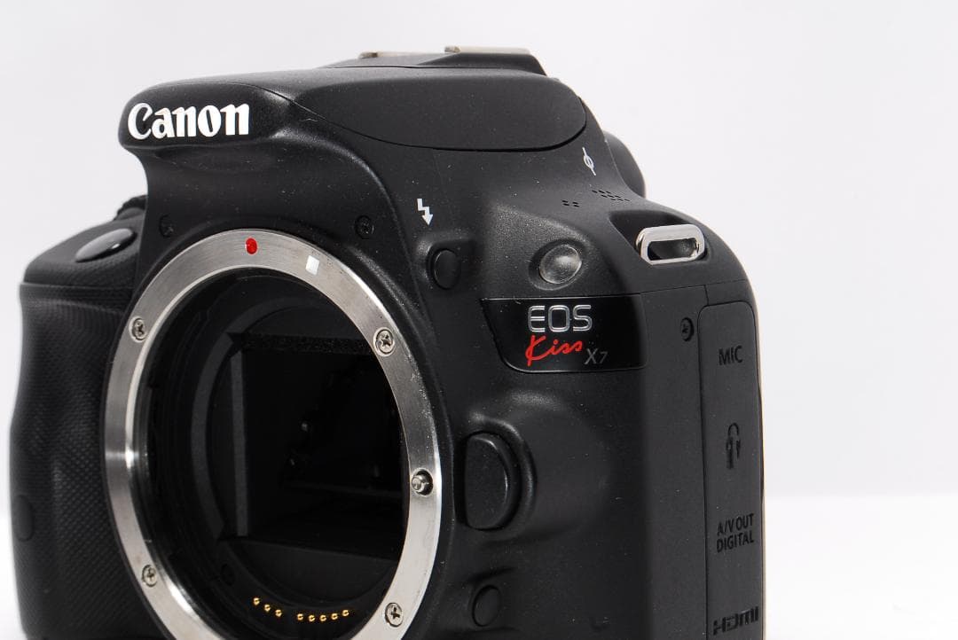 ✨ショット数極少 純正バック付き✨Canon Kiss X7ダブルレンズセット