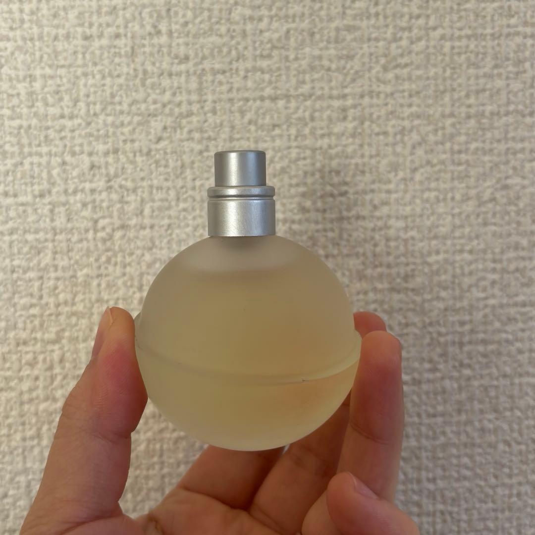 Carolina Herrera 212 オードトワレ 100ml