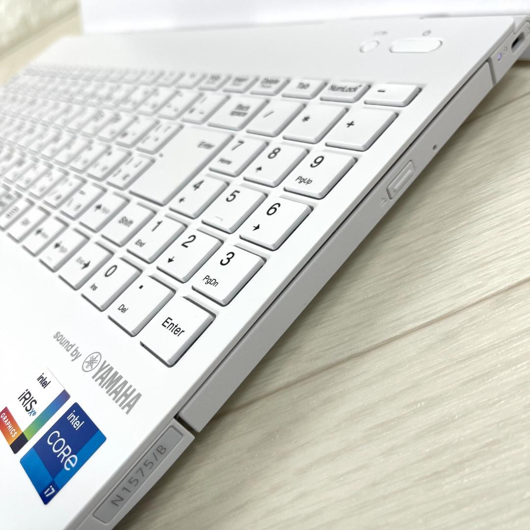 NEC LAVIE N15 i7 高速SSD512 メモリ16 ノートパソコン