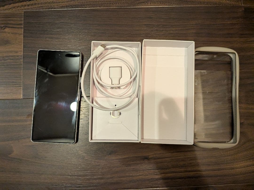 美品 Google pixel 7a スノー Simフリー ケース付き