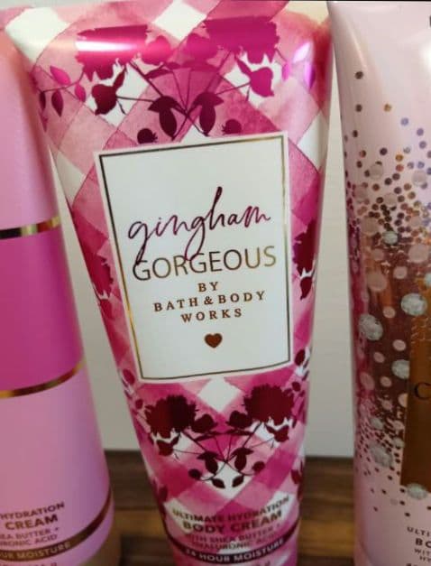 【新品】バラ売可能　BATH&BODY WORKS ボディクリーム3本セット