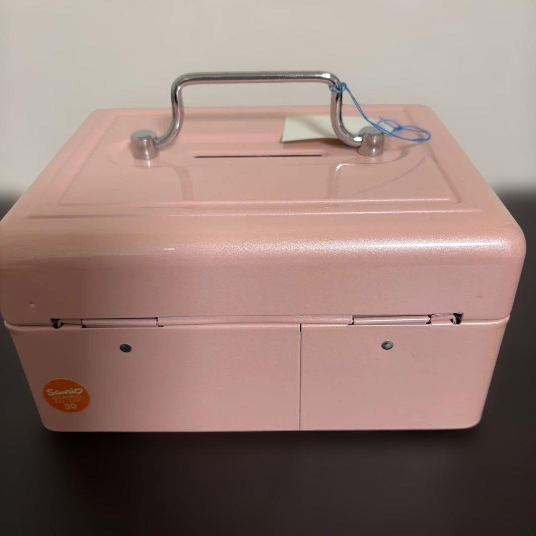 【最終値下げ】レア　ハローキティ　エンジェル　手提げ金庫　1999年希少品