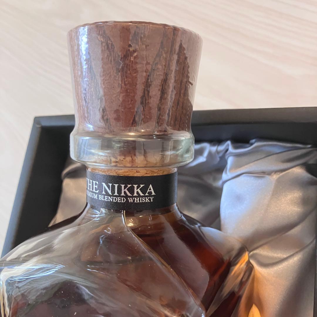 THE NIKKA Tailored ギフトボックス入り01
