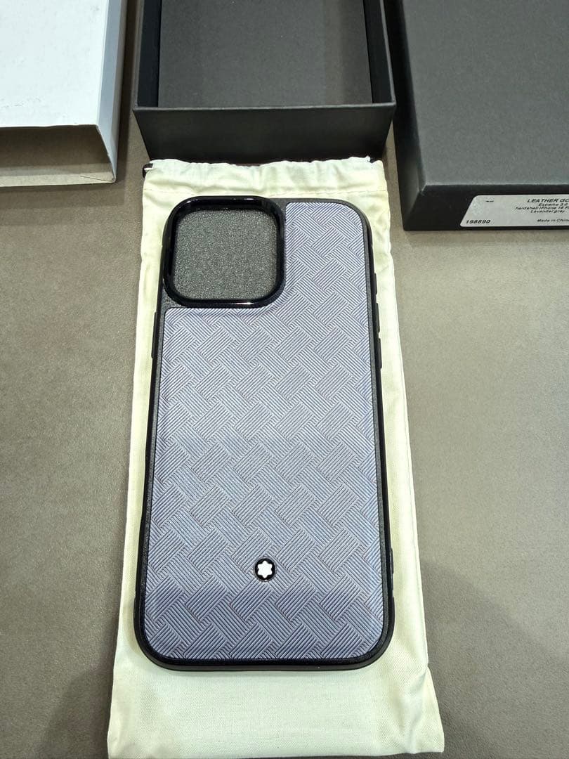 Montblancエクストリーム3.0iPhone16Rro max