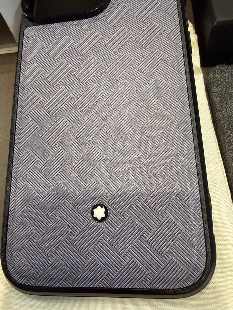 Montblancエクストリーム3.0iPhone16Rro max