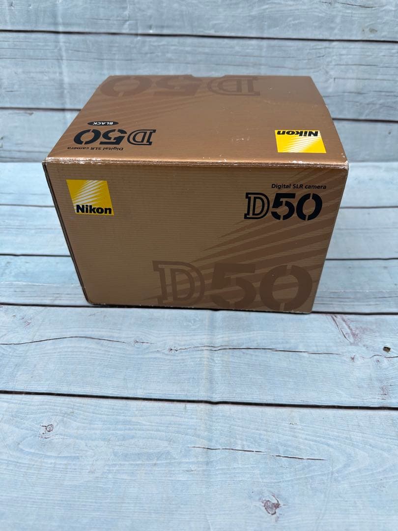 ニコン（Nikon）のデジタル一眼レフカメラ「D50」(H46)