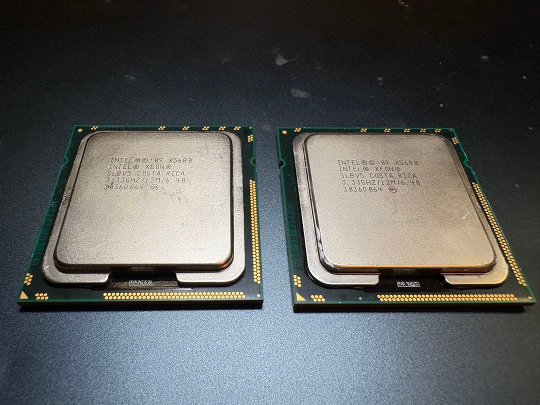 Intel Xeon X5680 2個
