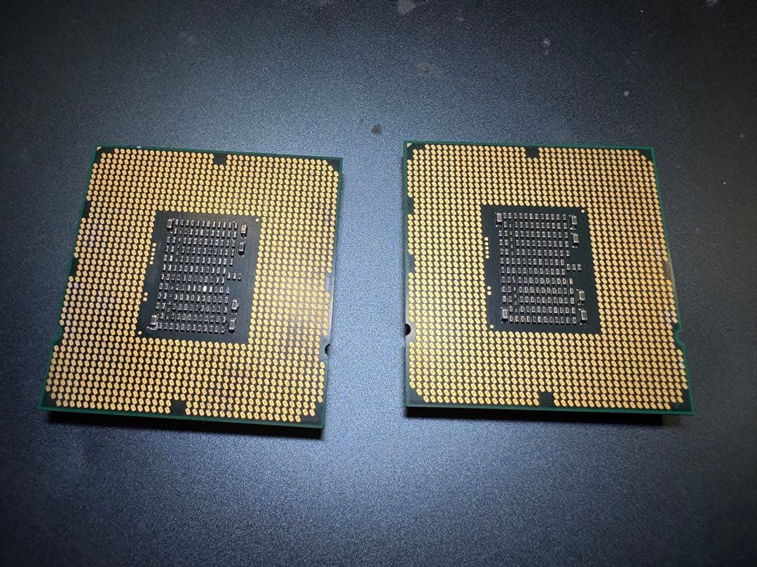 Intel Xeon X5680 2個