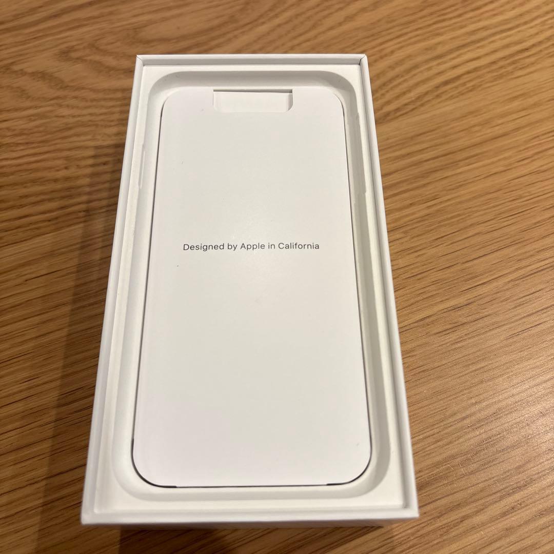 ファファ Apple iPhone11本体 256GBパープル