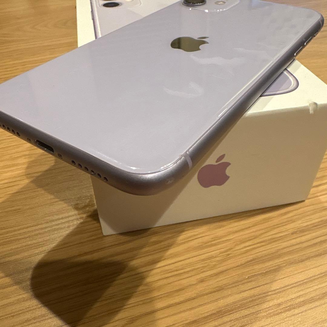 ファファ Apple iPhone11本体 256GBパープル