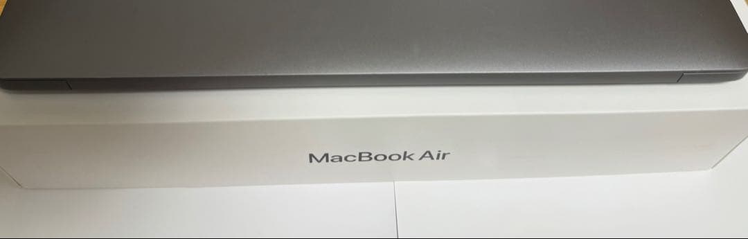 MacBook Air 13インチ M1 8GB 256GBバッテリー97%