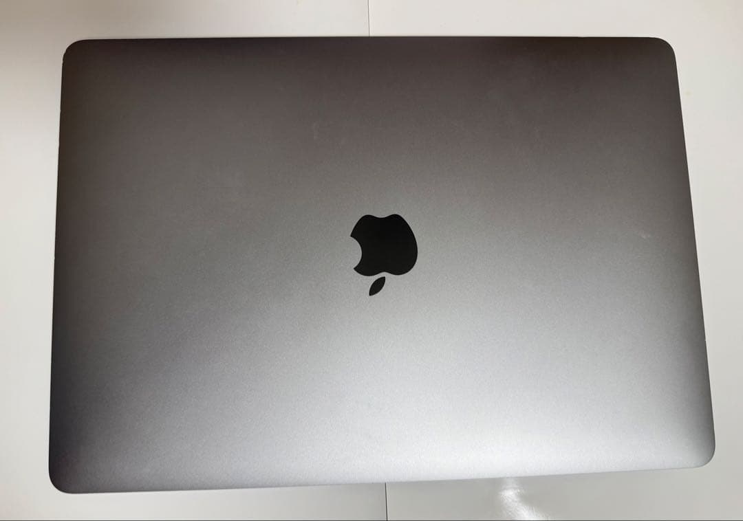 MacBook Air 13インチ M1 8GB 256GBバッテリー97%