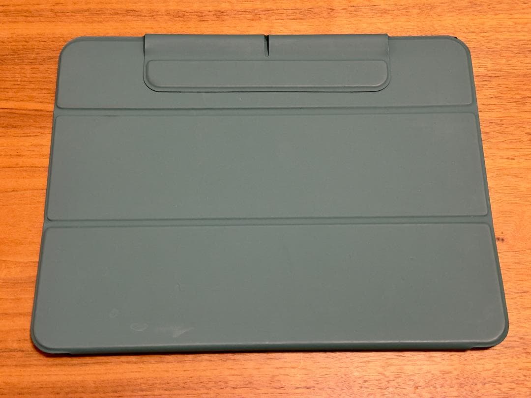 中古品 iPad Pro M4 13インチ MVX23J/A 256GB