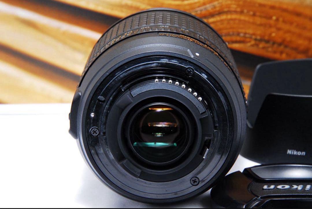 鮮烈レッド×高画質【美品】Nikon D3200 18-135mm スマホ転送