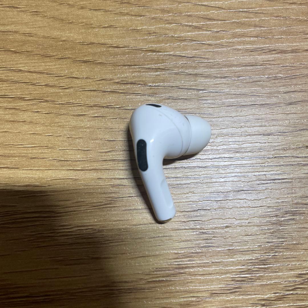 AirPods Pro 第2世代　lightning 右耳　右　A2698