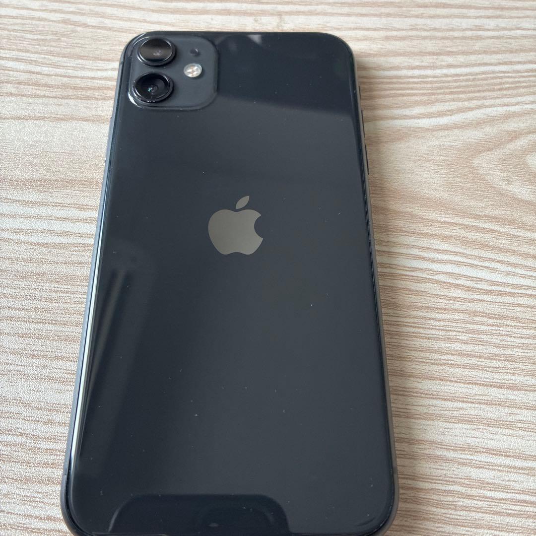 iPhone11 64GB 本体 ブラック　バッテリー69%