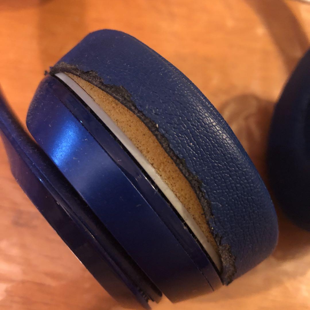 ヘッドホン beats solo2 wireless