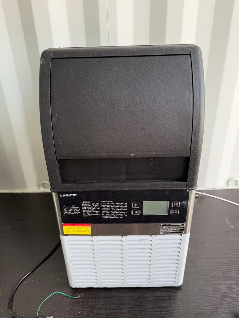 自動製氷機 60KG 業務用　GSEICE 美品