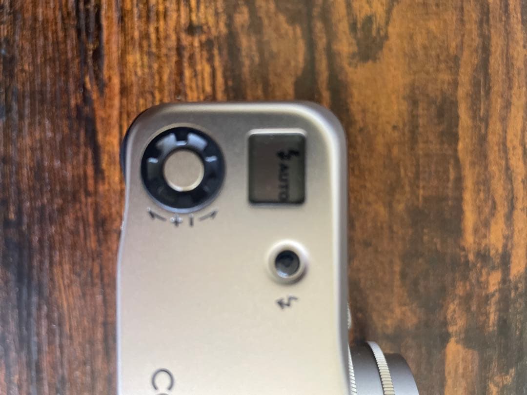 CONTAX TVS シルバー コンパクトフィルムカメラ