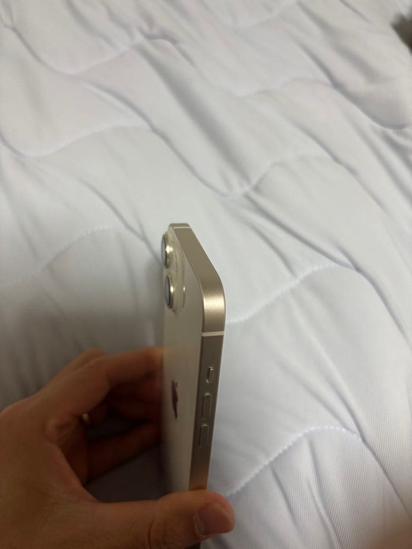 Apple iPhone 14 128GB 本体