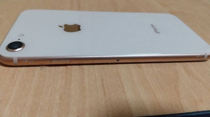 スマートフォン本体 iPhone 8 Gold 256 GB au