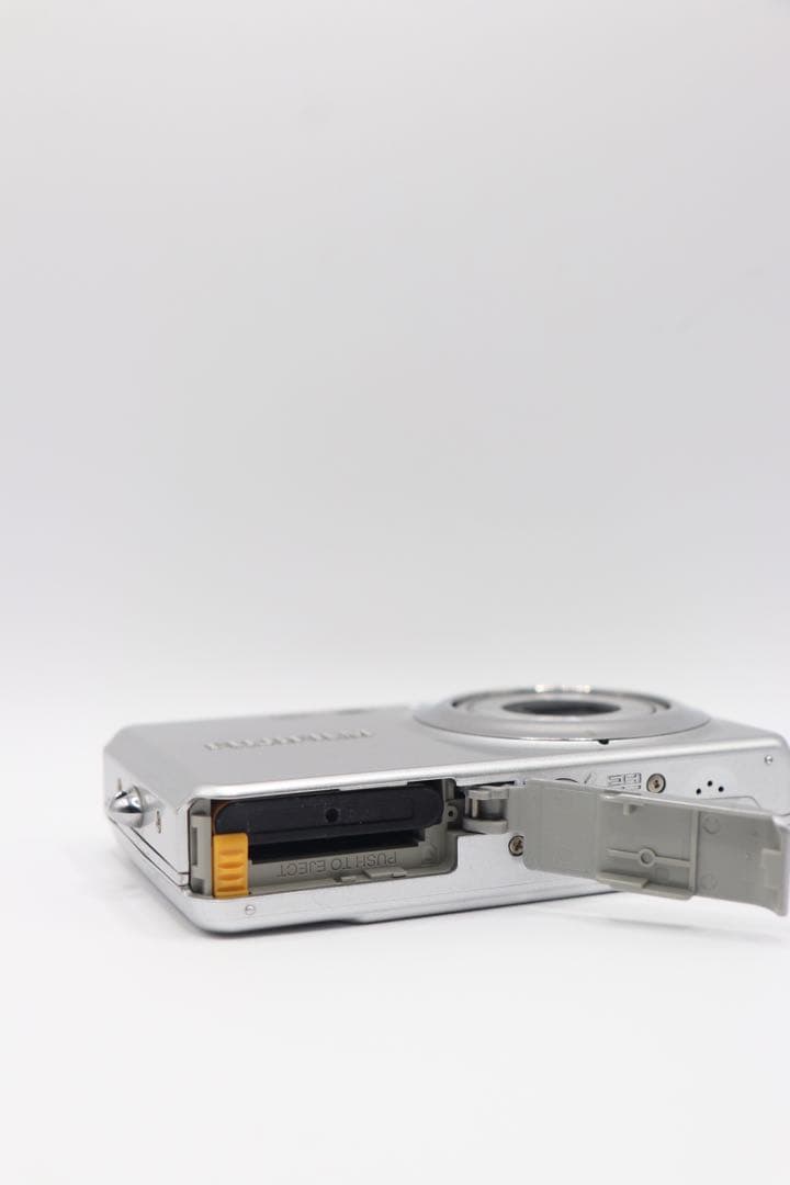 ✨動作確認済み！✨FUJIFILM Finepix J27 充電器付き！